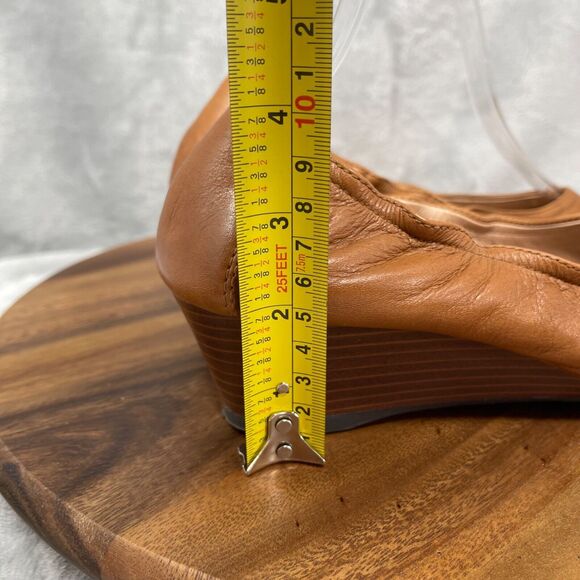 Nurture by Lamaze Shoes Womens 9.5 M Cognac Tan Leather Low Wedge Heel Scrunch - Picture 10 of 16